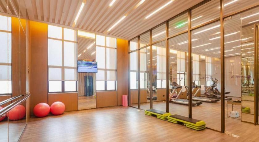 Wanda Jin Baise Hotel Buitenkant foto