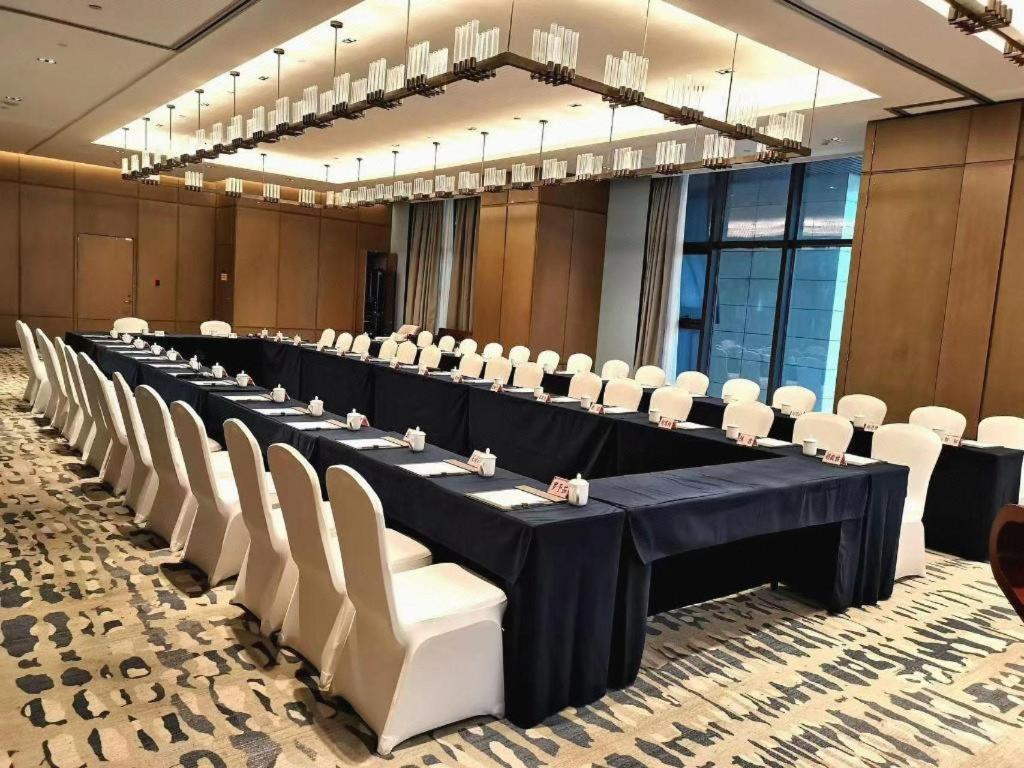Wanda Jin Baise Hotel Buitenkant foto