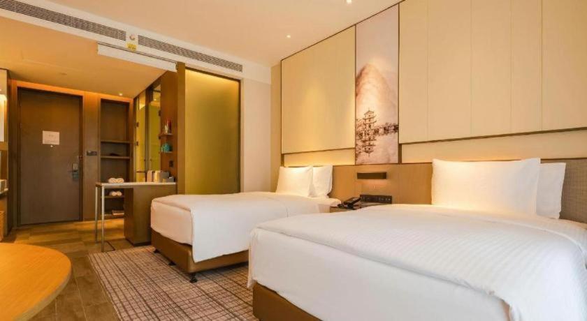 Wanda Jin Baise Hotel Buitenkant foto